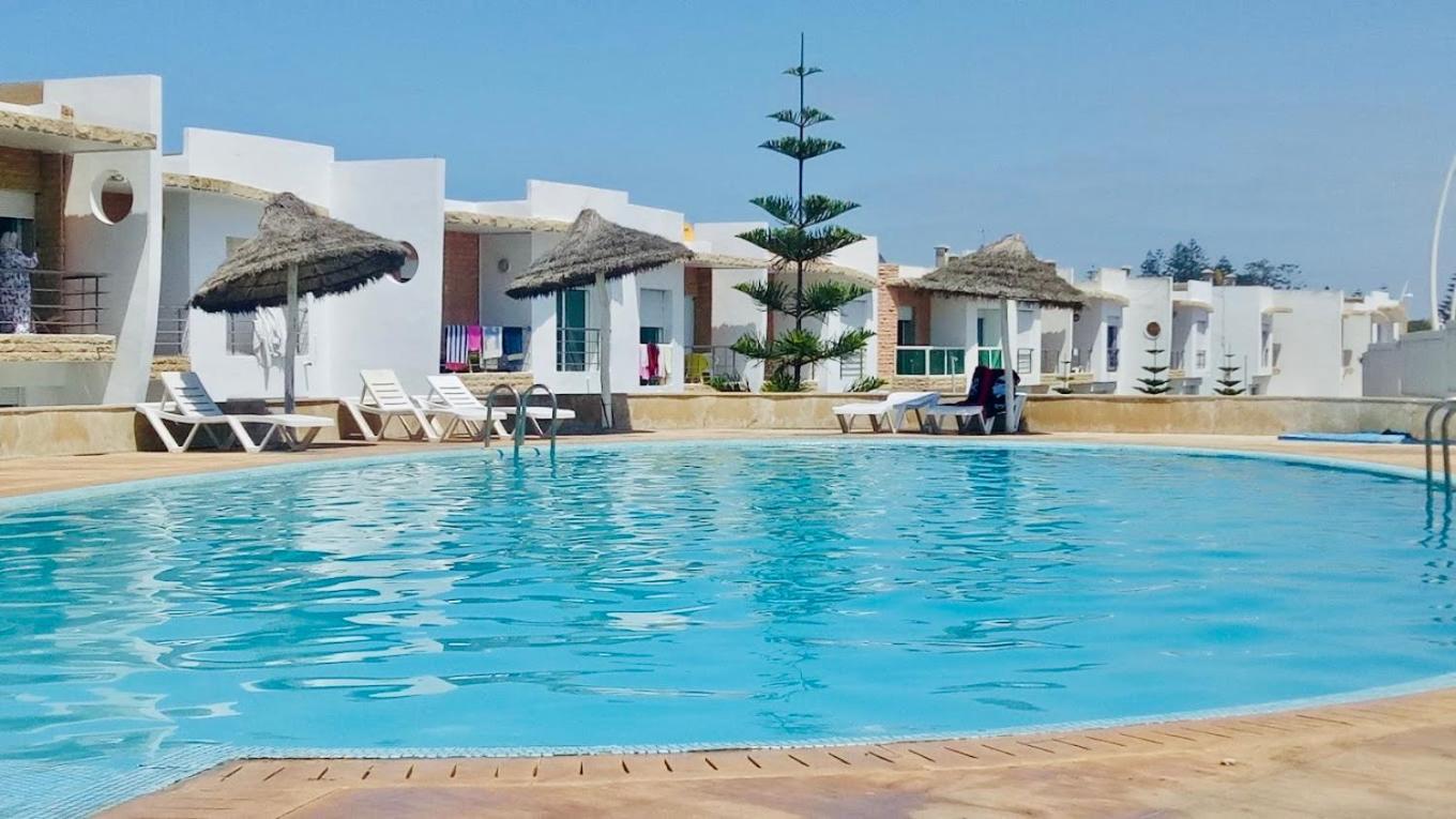 Splendid Beachfront Villa In Sidi Bouzid Beach With Pool Douar Ourlali Bagian luar foto